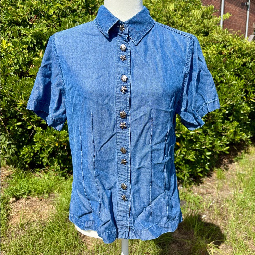 Coldwater Creek Denim Look Blouse w/ Fish & Starfish Buttons – Size M